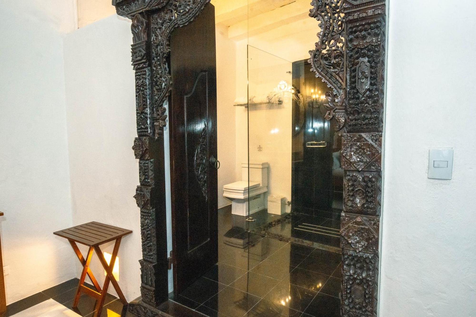 Aguamarina Boutique (adults Only)